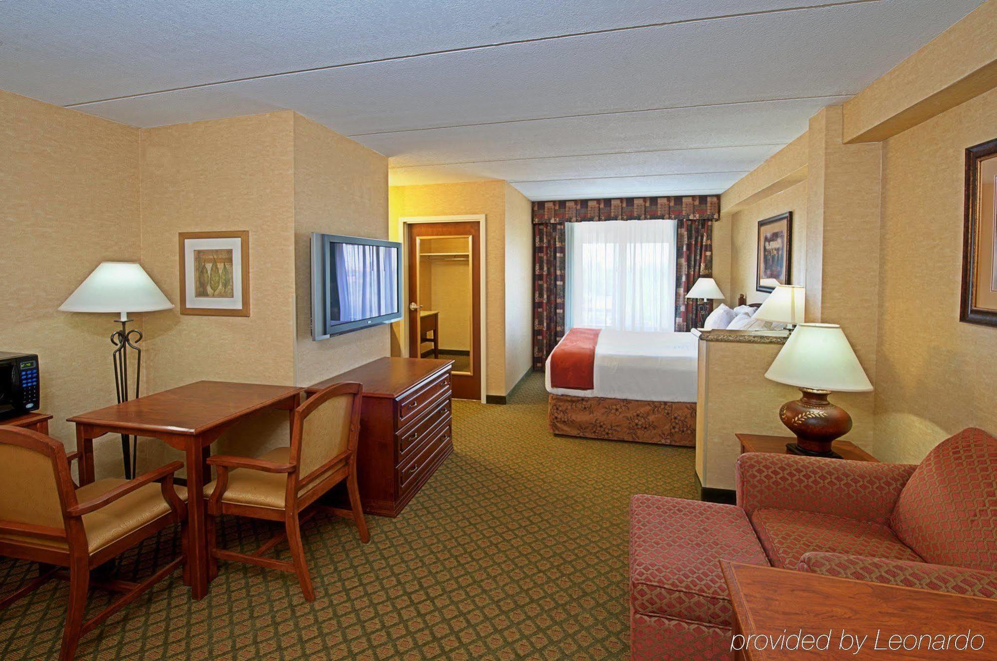 Holiday Inn Express Hotel&Suites Tempe Habitación foto